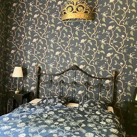 Anna Apartment *
